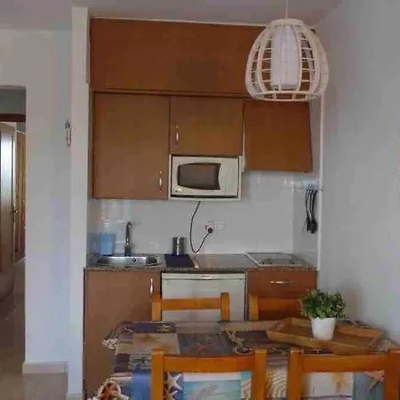 Turqueta - Con Piscina Junto La Playa *