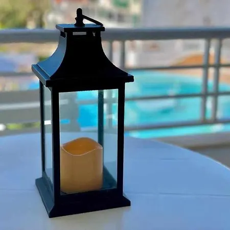 Turqueta Con Piscina Apartman